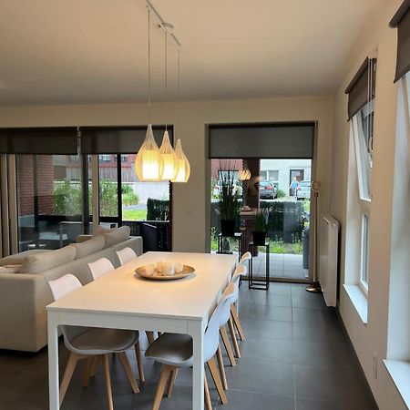 Rustig Gelijkvloers Appartement Harelbeke Exterior photo